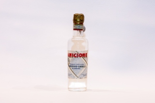 Leggi tutto: Anicione / Distilleria: Caselli