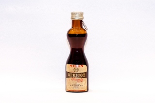Leggi tutto: Apricot Brandy / Distilleria: Modin