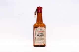 Leggi tutto: Doppio Kummel / Distilleria: Moroni