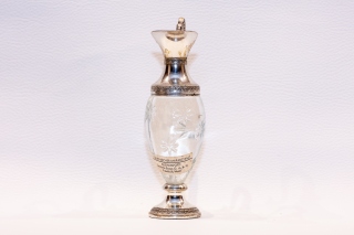 Leggi tutto: Italienischer Maraschino / Distilleria: Buton